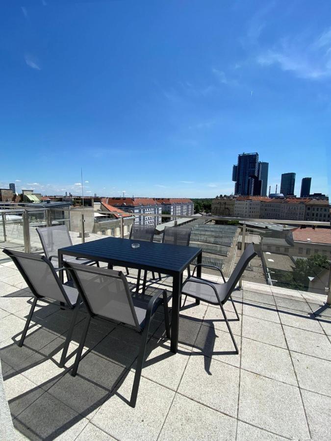 Elegant Duplex Danube Canal Відень Екстер'єр фото